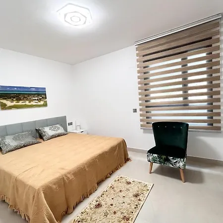 Luxury View La Quinta Golf, Marbella Apartamento *